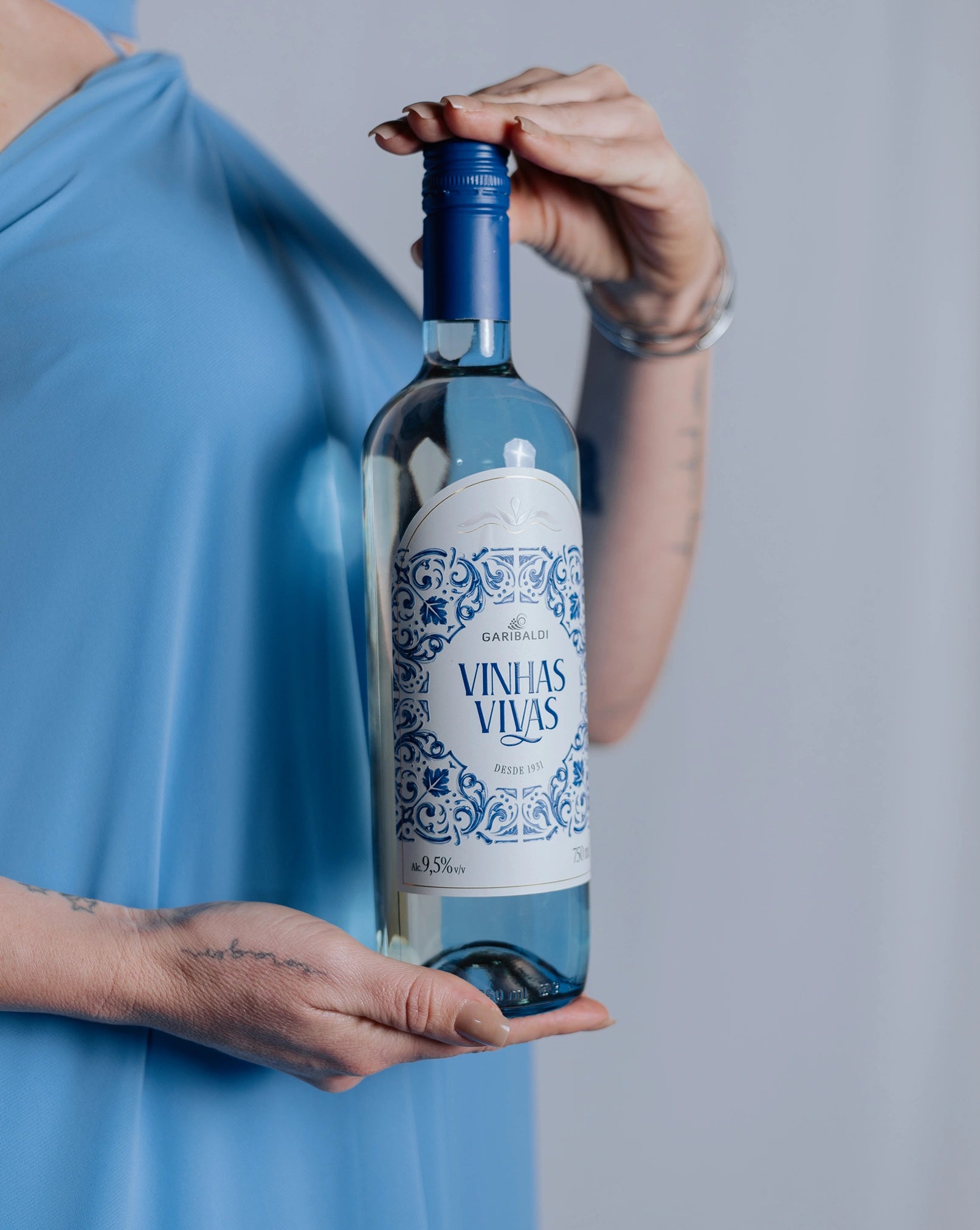 VINHO GARIBALDI VINHAS VIVAS BRANCO MEIO SECO